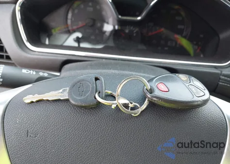 2016 Chevrolet Traverse 1Lt из США, поврежденный, VIN 1GNKVGKD3GJ246863